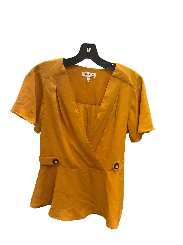 Top Short Sleeve By Monteau In Mustard, Size: M