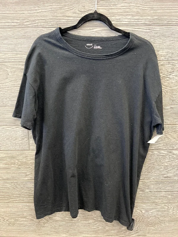 Top Short Sleeve By Aerie In Black, Size: S