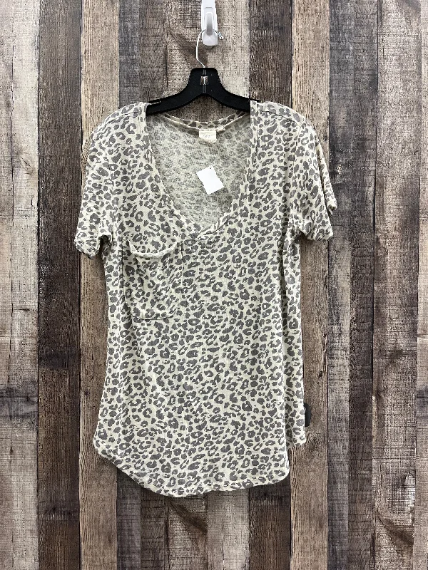 Top Short Sleeve By White Crow In Animal Print, Size: L