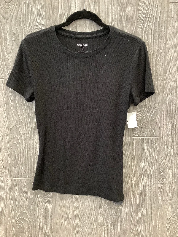 Top Short Sleeve By Nine West In Black, Size: S